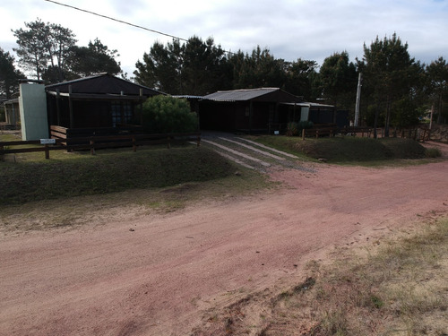 Imagen 5 de 16 de Cabañas De La Viuda Punta Del Diablo, Rocha