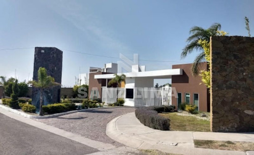 Fuentes Del Emperador Bonito Terreno Frente A Area De Convivencia Y Alberca En C