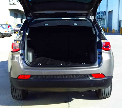 Imagen 5 de 8 de Jeep Compass 2021 2.4 Sport Manual