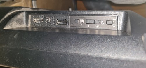 Imagen 6 de 9 de Tv Led Sony 32 Pulgadas Kdl032r425a - Como Nuevo