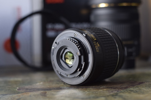 Kit Nikon D5300 18-55mm + Bolsa (menos De 4k Cliques)