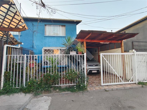 Casa En Venta De 2 Dorm. En Maipú