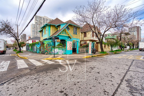 Casa Comercial Y Habitacional En Barrio Italia, Ubicación