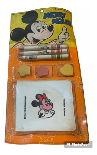 Set De Útiles Escolares Retro Mickey Mouse Blister 80s