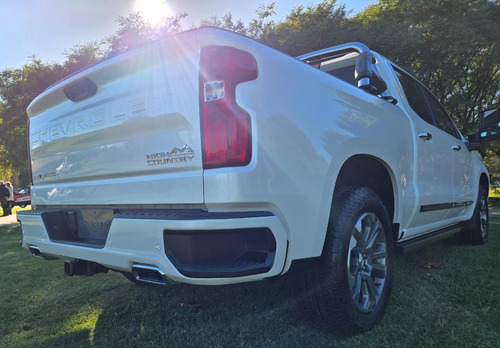 Chevrolet Silverado 5.3 V8 High Country