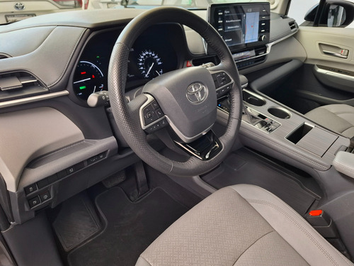Toyota Sienna 2.5 Limited At hibrida
