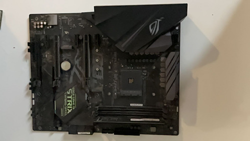 Motherboard Asus Rog Strix B550-f Gaming Wifi Ii Am4 - Agua (Usado)