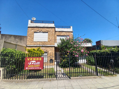 Casa En Venta En Gregorio De Laferrere