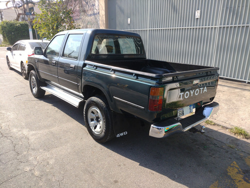 Toyota Hilux 2.8 Sr5 Cab. Dupla 4x4 4p