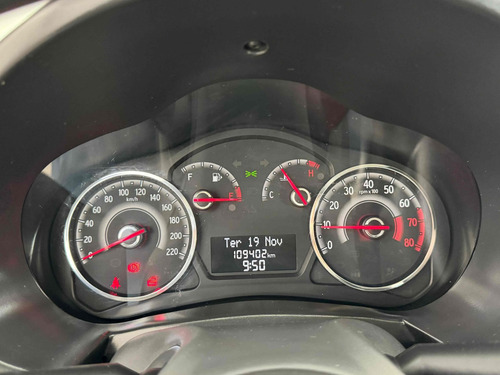 Fiat Grand Siena 1.4 MPI 8V FLEX 4P MANUAL