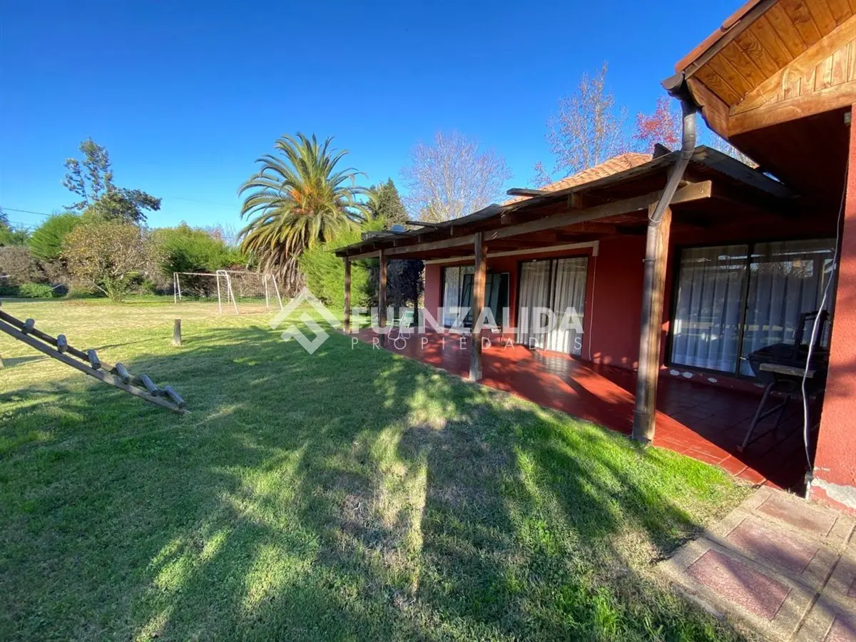 Imagen 3 de 24 de Casa Arriendo De 3d 3b Sala Estar Piscina Terraza Peñaflor