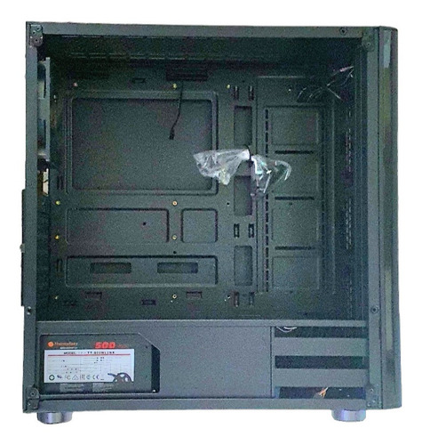 Imagen 4 de 6 de Gabinete Gamer Thermaltake V200 Tg Con Fuente 500w Leer