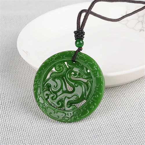 Colgante En Forma De L De Jade Verde Con Forma De Dragón Tal