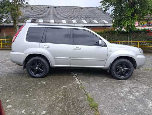 Nissan X-Trail 2.5