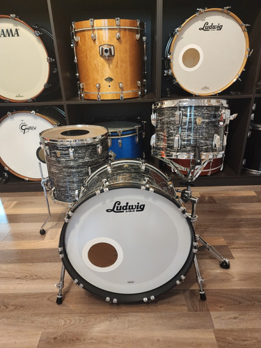 Batería Ludwig Classic Maple Black Oyster 