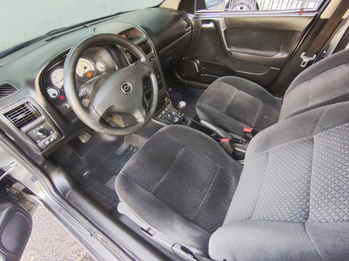 Chevrolet Astra Hatch 2.0 4P ADVANTAGE FLEX