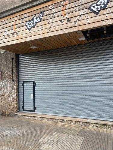 Excelente Local En Esquina Alquiler Aristóbulo Del Valle Y Avellaneda Pancheria /maxi Kiosco