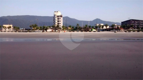 Imagem 3 de 29 de Casa A Venda Na Praia Grande Frente Praia - Reo553663