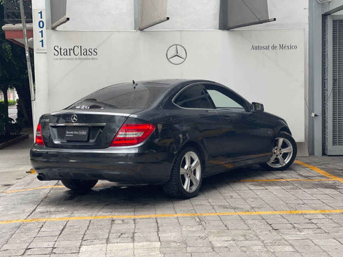 Imagen 5 de 15 de Mercedes-benz Clase C 2012 2p C 250 Cgi Coupe Aut