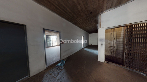 Imagen 5 de 11 de Local En Venta O Permuta Ubicado En La Matanza, G.b.a. Zona Oeste