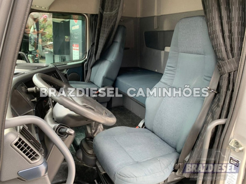 Imagem 6 de 8 de Volvo Fh 460 Globetrotter 2014 6x2 Único Dono