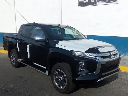 Imagen 5 de 10 de Mitsubishi L200 Sportero