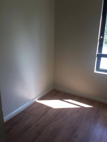 Depto. En Arriendo En Suecia*con Estacionamiento Y Bodega*
