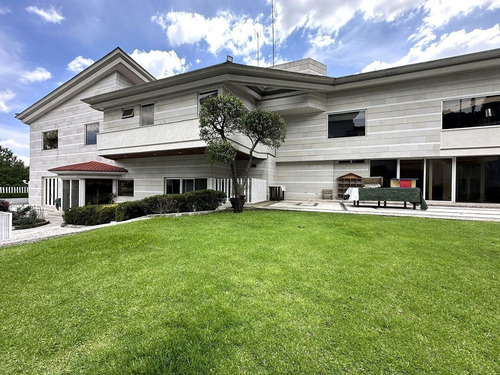 Casa En Venta Con Alberca En Bosques De Las Lomas