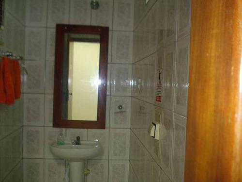 Imagem 3 de 9 de Comercial Com 18 M² - Centro - São Vicente - Ref.: Hm1230 - Hm1230