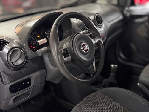 Fiat Palio 1.6 MPI ESSENCE 16V FLEX 4P MANUAL