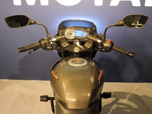 Bajaj Pulsar 180 Fi Neon 2022