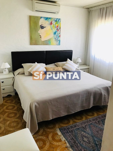 Imagen 20 de 29 de Casa En Mansa, 5 Dormitorios *