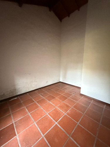 Casa En Venta Para Reciclar, Excel Ubic