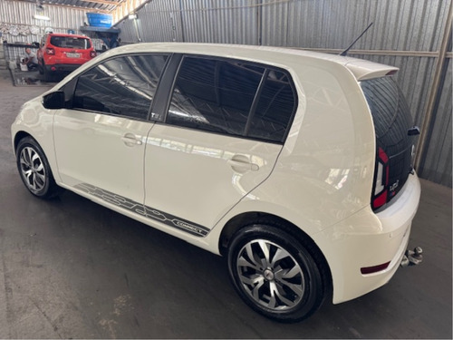 Volkswagen Up! 1.0 170 TSI TOTAL FLEX CONNECT 4P MANUAL