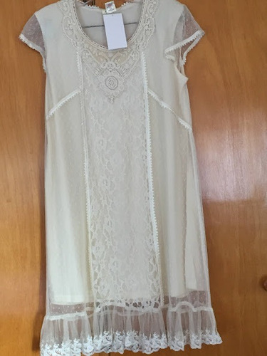 Vestido Corto De Tul Y Encaje