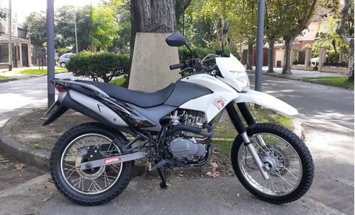 Imagen 1 de 8 de Zanella Zr 250