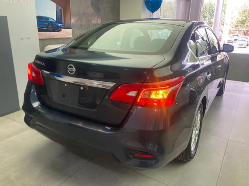 Nissan Sentra 1.8 Sense Mt