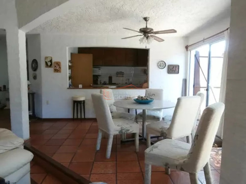 Alquiler De Casa En Punta Del Este, Zona Pinares, Muy Linda Zona A 2 Cuadras Del Mar