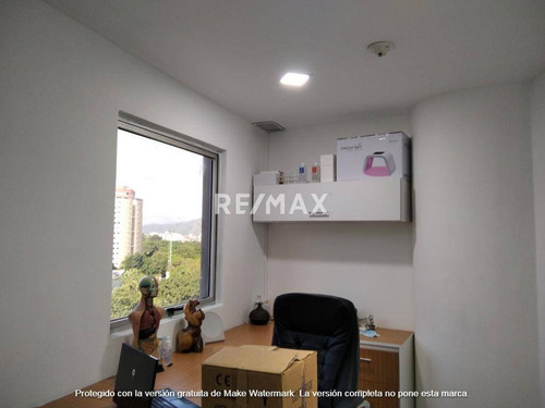 Imagen 9 de 14 de Oficina En Alquiler Torre Ejecutiva El Parral 117 Mts2