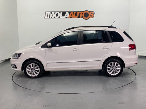 Imagen 4 de 13 de Volkswagen Suran 1.6 Highline Mt 2016-imolaautos
