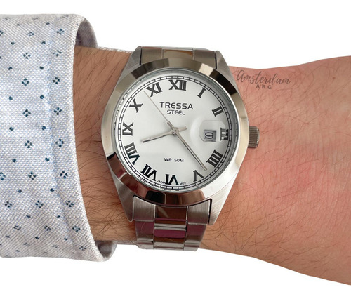 Reloj Tressa Hombre Mod Frank Sumergible Malla Plateado Bisel Plateado Fondo Blanco Romanos