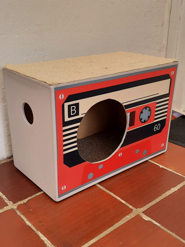 Casa Para Gatos, Con Rascador Y Acolchada Diseño Retro 60x40