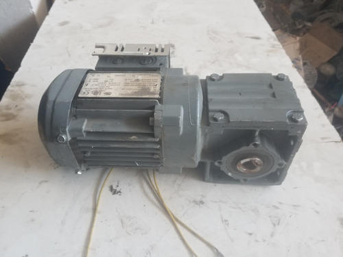 Motoreductor 1/3 Hp. Trifásico 220-440 Vca.  Entrega 130 Rpm