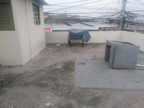 Imagen 9 de 11 de Económica Casa Rentera Esquinera Con Dos Departamentos