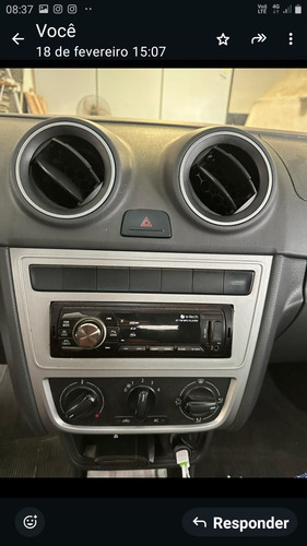 Volkswagen Voyage 1.6 Vht Total Flex 4p