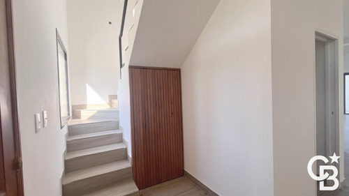 Casa 3 Dormitorios Y Playroom En Santo Tomás Pilar