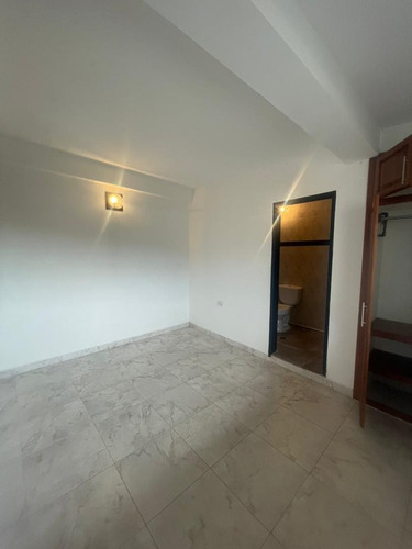 Apartamento En Barrio Sucre Tipo Estudio En Alquiler