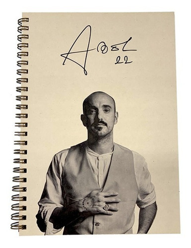 Imagen 2 de 4 de Cuaderno A5 Liso Tapa Blanda - Abel Pintos X Casa Garrahan