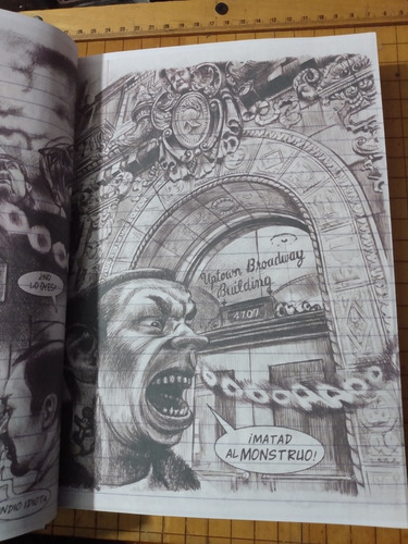 Imagen 2 de 5 de Cómic Libro Lo Que Más Me Gusta Son Los Monstruos Pasta Dura
