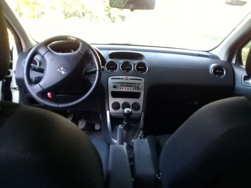 Peugeot 408 2.0 Allure Plus 143cv